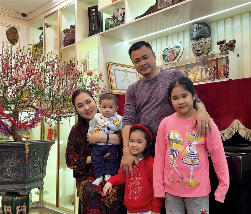 Showbiz Việt ngày 26/1: Đỗ Mỹ Linh trêu chồng Ngọc Hân-8