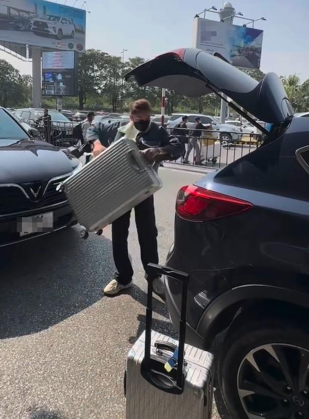 Minh Triệu ăn Tết nhà Kỳ Duyên, hot cảnh lì xì phụ huynh-1