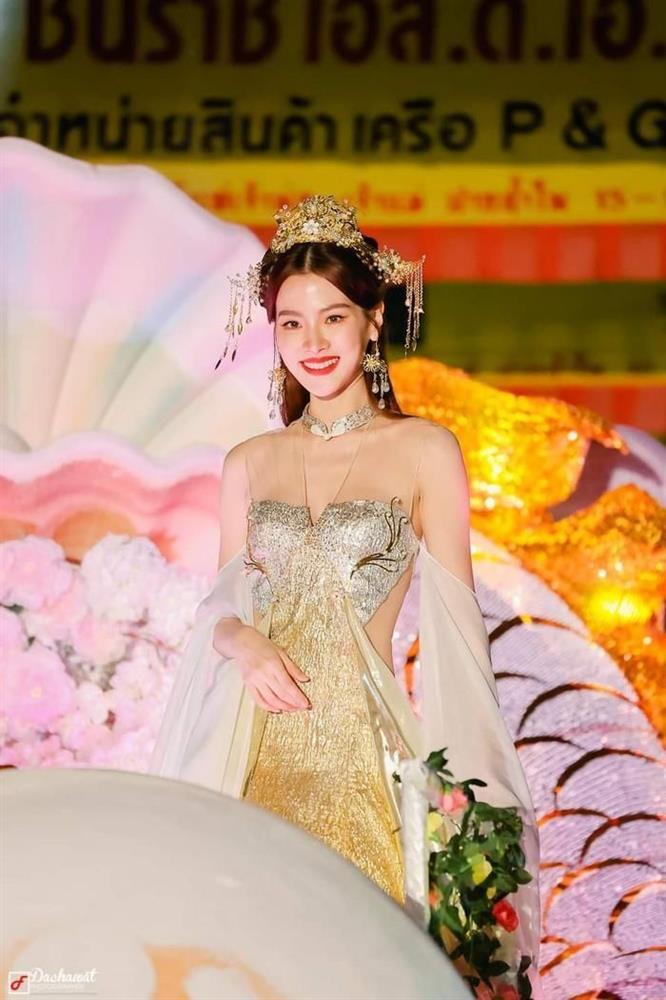 Mỹ nhân Thái Baifern Pimchanok gây sốt với hình ảnh nữ thần dịp đầu năm-2