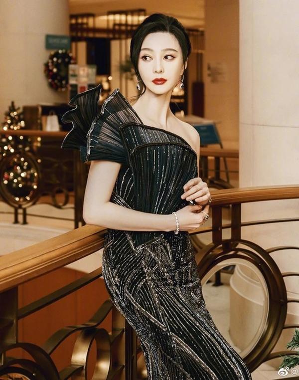 Phạm Băng Băng nhận đề cử Mâm Xôi Vàng-1