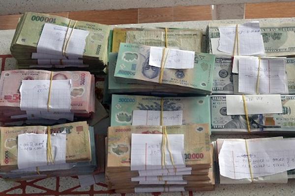 Đến nhà chúc Tết, chị họ trộm chiếc lắc 41 chỉ vàng-2