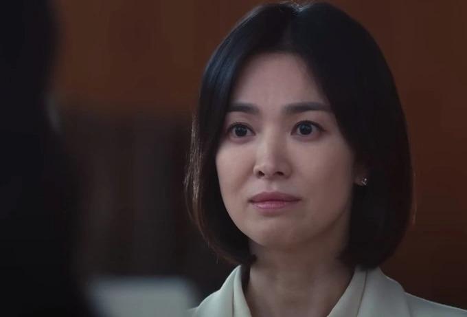 Song Hye Kyo lần đầu lên tiếng khi bị chê già, xuống sắc-2