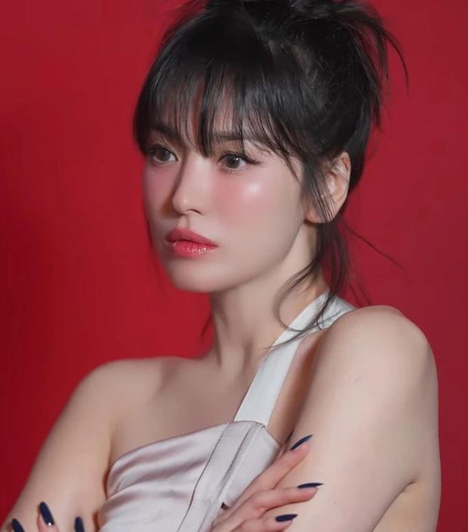 Song Hye Kyo lần đầu lên tiếng khi bị chê già, xuống sắc-4