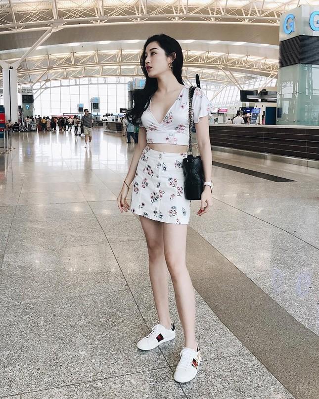 Thời trang Huyền My: Diện cây đồ hiệu ở trời Âu, BST túi khủng-8