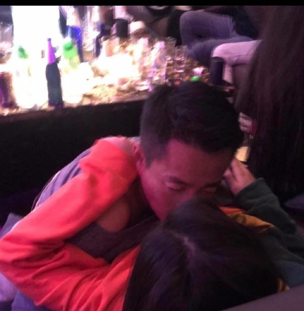 Uông Tiểu Phi tiếp tục bị tung loạt ảnh phản bội Từ Hy Viên-4