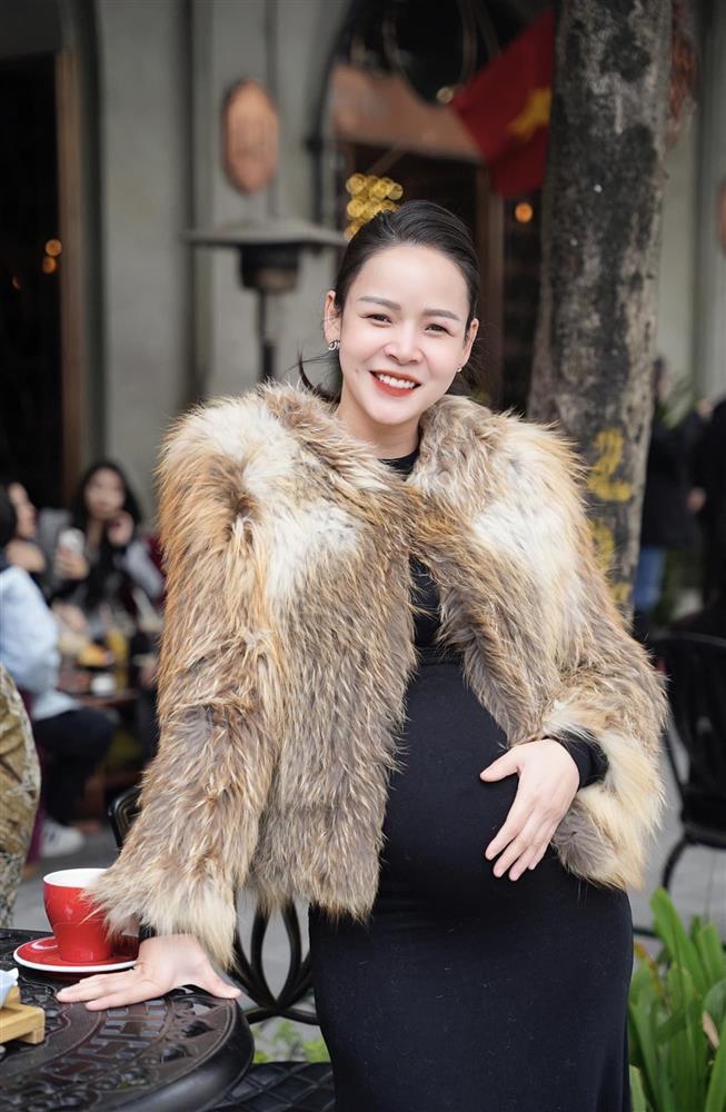 Showbiz Việt ngày 29/1: Ngọc Hân khoe ảnh về quê chồng đầu năm-4