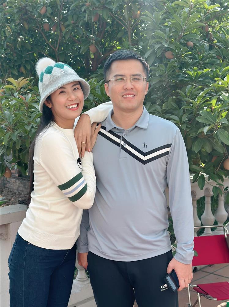 Showbiz Việt ngày 29/1: Ngọc Hân khoe ảnh về quê chồng đầu năm-2