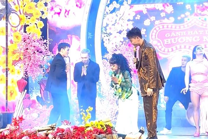 S.T Sơn Thạch toát mồ hôi khi thấy người nằm bất tỉnh đầu năm-3