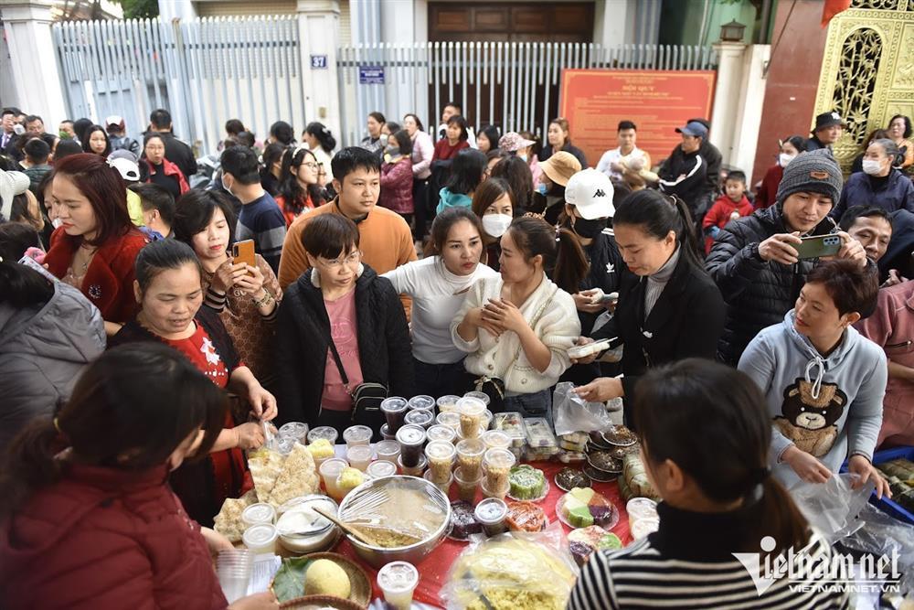 Du khách trầm trồ trước mâm xôi khổng lồ ở Hà Nội-6