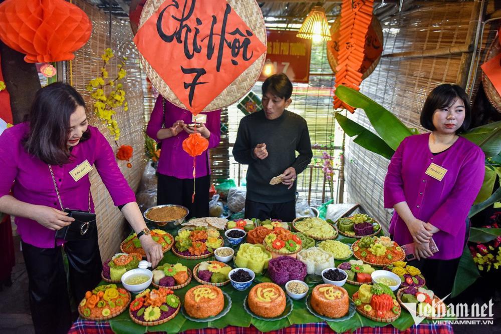 Du khách trầm trồ trước mâm xôi khổng lồ ở Hà Nội-7