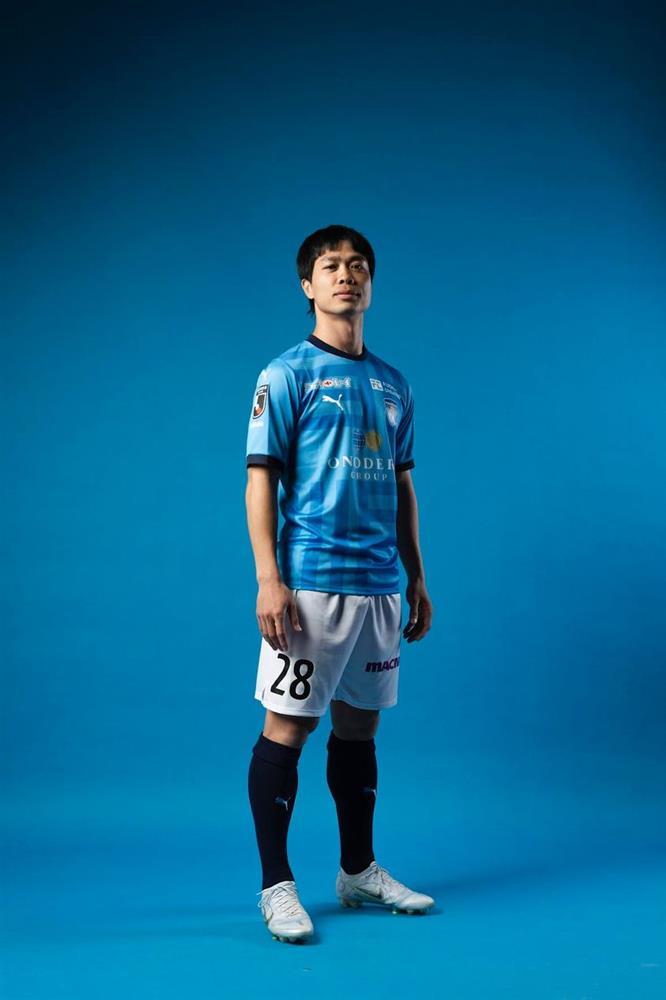 Công Phượng khoe ảnh hiếm ở Nhật Bản, ngỡ ngàng diện mạo-2