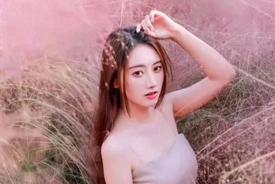 Cô gái chủ động kể cho bạn 3 điều riêng tư chứng tỏ rất yêu bạn