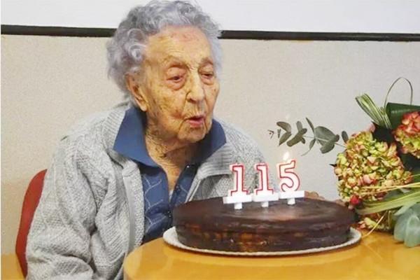 Người già nhất thế giới sống thọ 115 tuổi nhờ tránh xa một việc-1