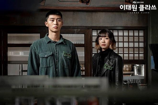 Những cặp đôi Hàn yêu đương mập mờ khiến khán giả phát ghét-5