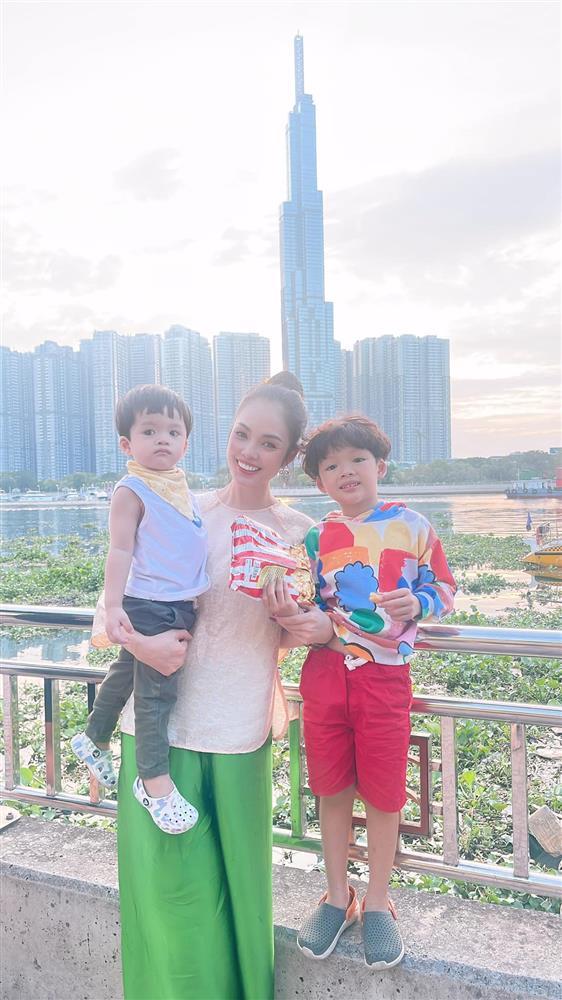 Showbiz Việt ngày 30/1: Hiếu Hiền hết lời khen vợ ngày sinh nhật-2