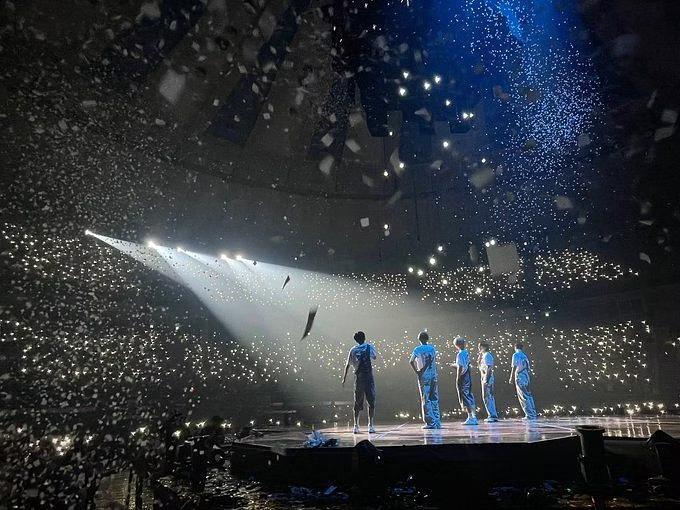 Vé concert Kpop tăng vọt sau đại dịch, 10 triệu đồng/suất đu idol 2sao