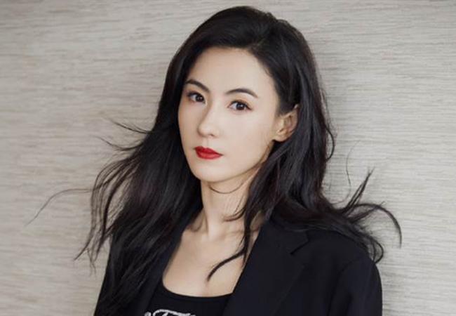 Trương Bá Chi mua sắm cùng trai lạ, nghi tình mới-4