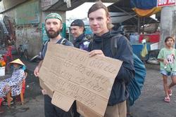 Xác minh nhóm du khách Nga xin tiền tại Phú Quốc