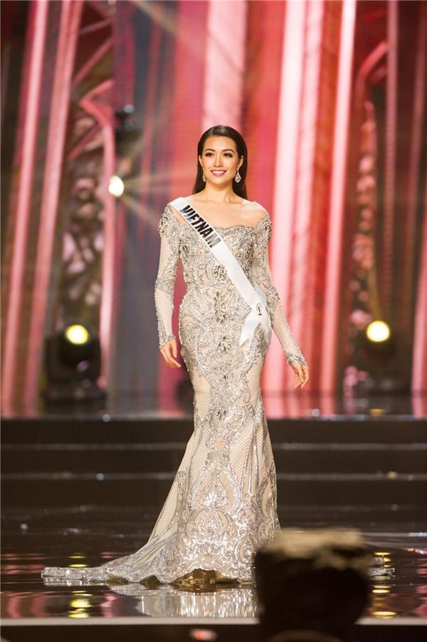 Hoàng Thùy - Á hậu Việt duy nhất intop thực lực tại Miss Universe-5