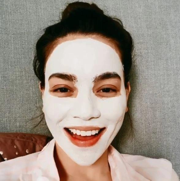 Cười xỉu gương mặt Thùy Tiên, Thúy Ngân, Hà Hồ khi đắp mặt nạ-6