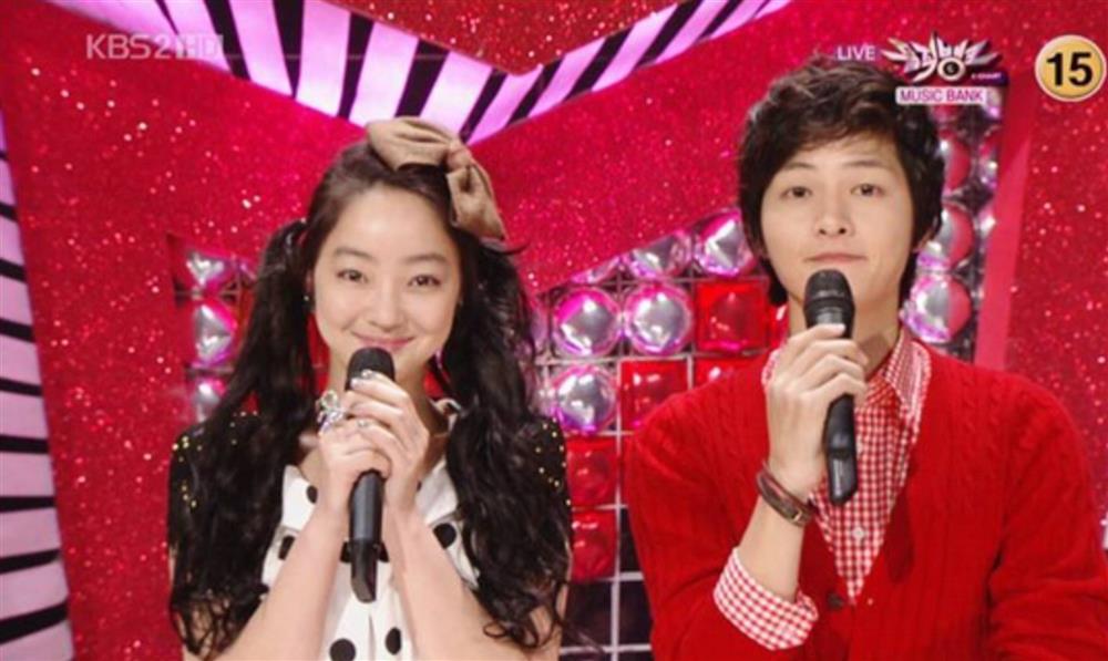 4 mối tình không công khai của Song Joong Ki trước khi cưới lần hai-3
