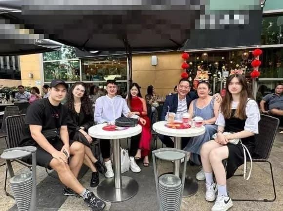 Mới đầu năm, em gái Văn Lâm tỏ rõ thái độ với chị dâu tương lai-2