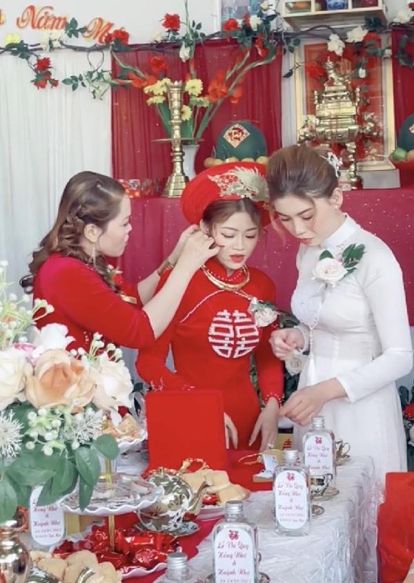 Cặp đồng tính nữ xinh đẹp tổ chức đám cưới gây sốt khắp MXH-3