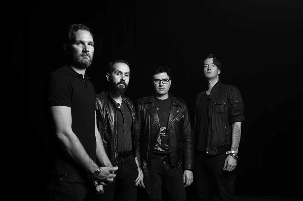 Phương Ly đu idol thành công, được nhóm nhạc đình đám US hâm mộ ngược-4