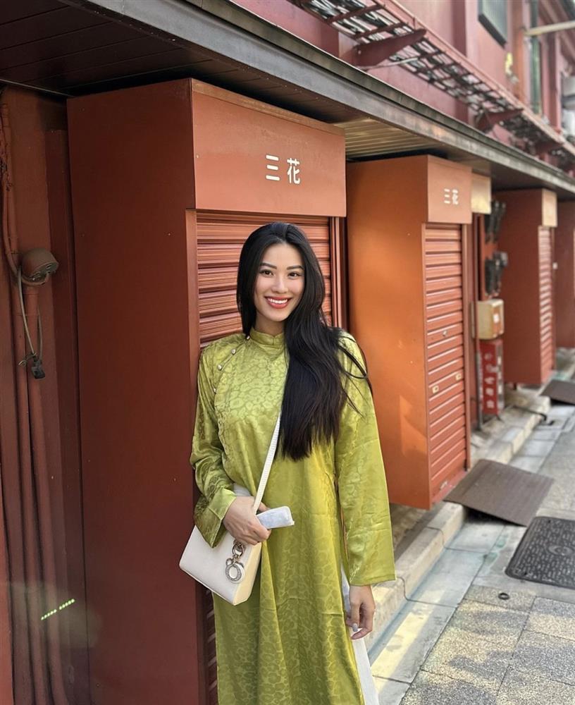 Á hậu Kim Duyên mất điểm vì mặc áo dài nhàu nhĩ tại Nhật Bản-8