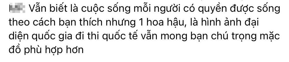 Hoa hậu Mai Phương bị chỉ trích với hình ảnh mặc quần tụt-8