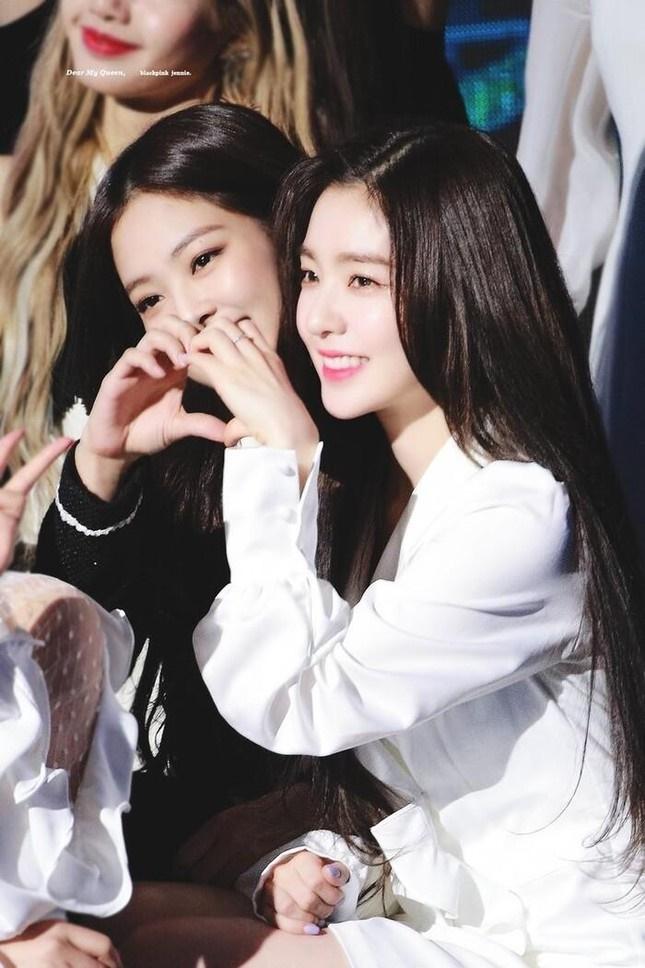 Những đôi bạn hoàn hảo: Nhân Mã không thể tách rời Thiên Bình-1