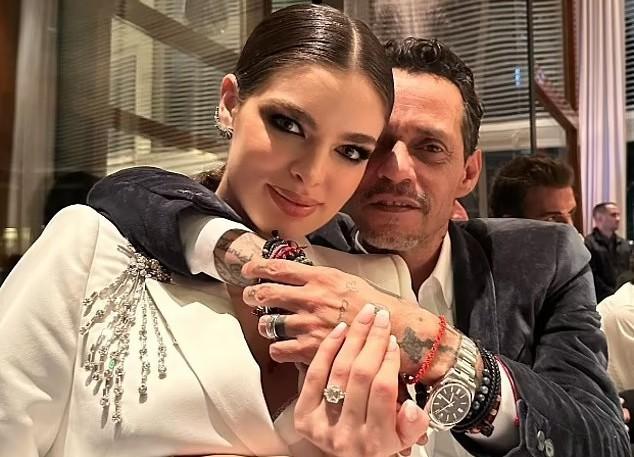 Vợ chồng David Beckham và dàn sao dự tiệc cưới Á hậu Hoàn vũ 2021-11