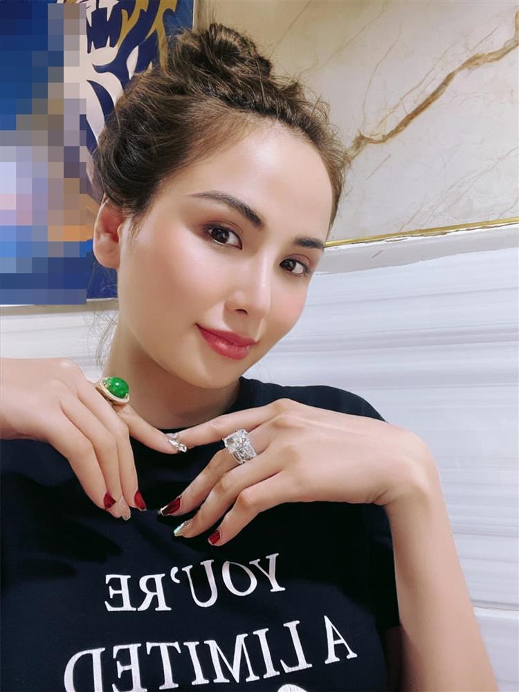 Hoa hậu Diễm Hương show tài sản khiến chị em hoa mắt-2