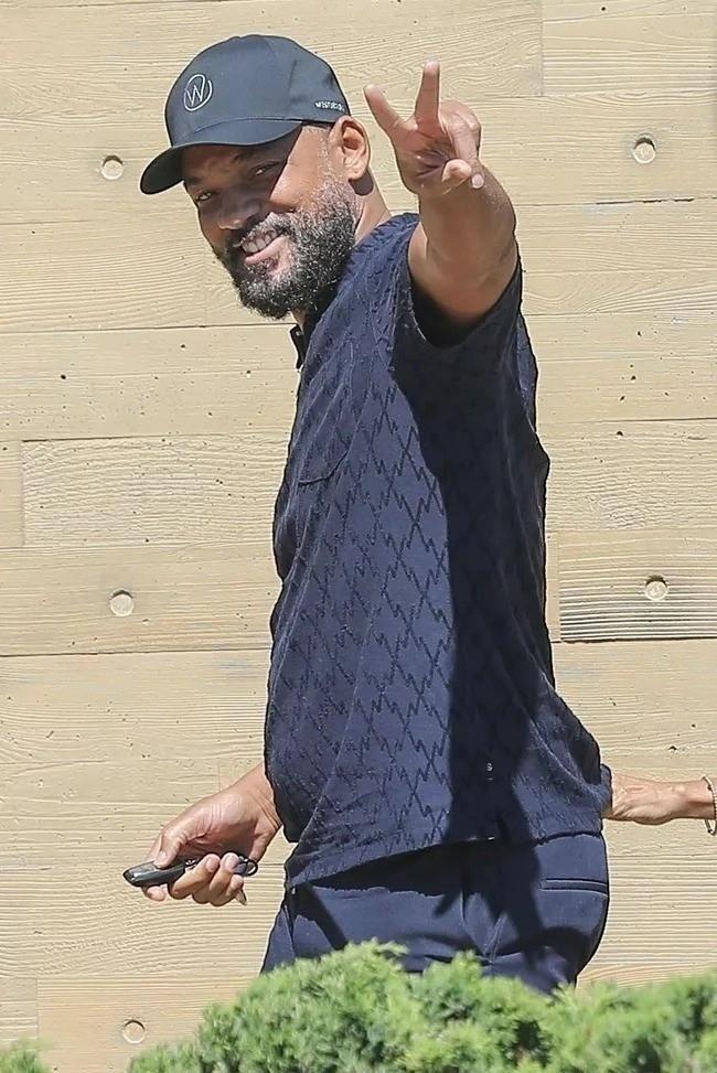 Will Smith trở lại sau cú tát đồng nghiệp-3