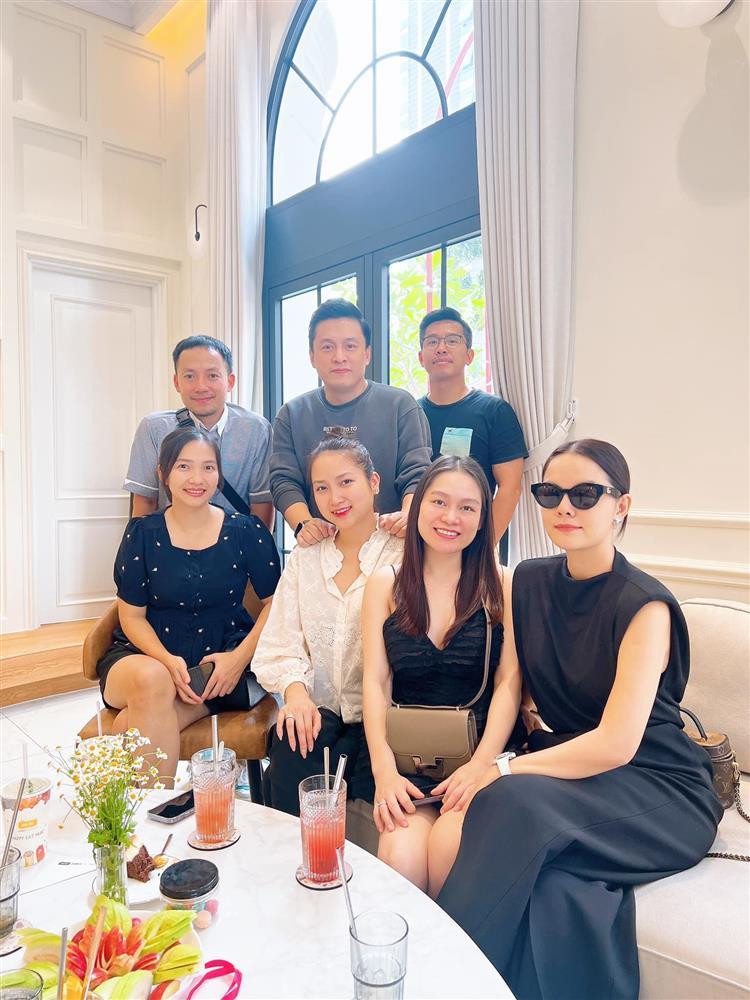 Showbiz Việt ngày 2/2: Phan Như Thảo khoe ảnh tình với chồng đại gia-11