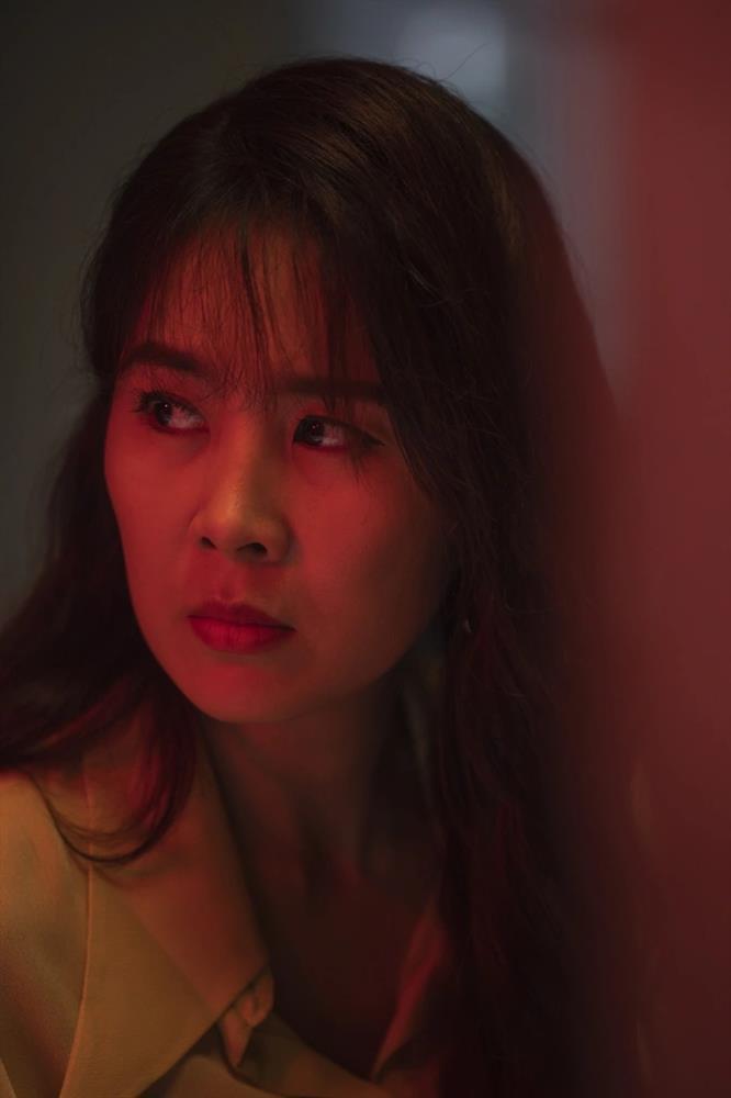 Lê Phương tiết lộ phải lột sạch khi đóng vai chính phim điện ảnh-2