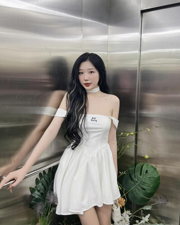 Loạt ảnh mãi mãi tuổi 20 TikToker Bích Tuyền trước khi qua đời-7