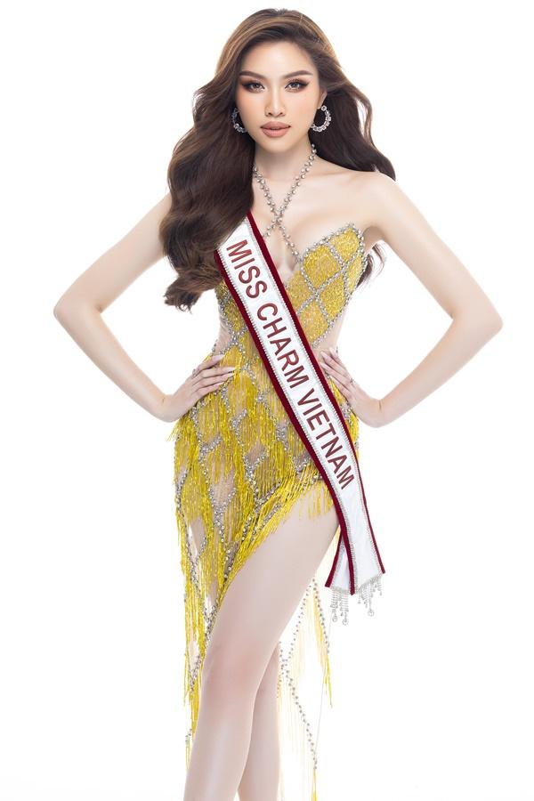 Thanh Thanh Huyền sáng tạo lối catwalk mới ở Miss Charm 2023-3