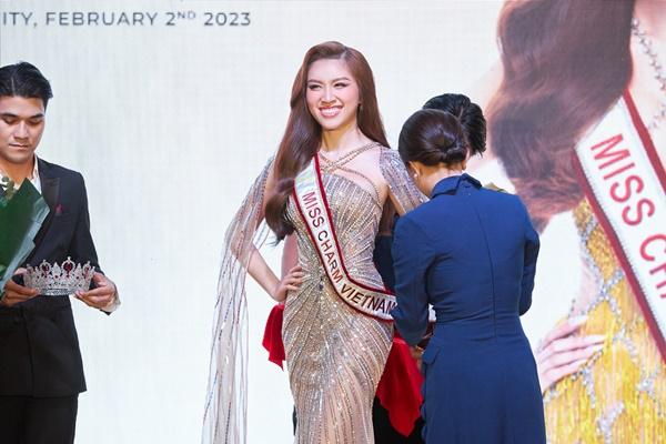 Thanh Thanh Huyền sáng tạo lối catwalk mới ở Miss Charm 2023-9