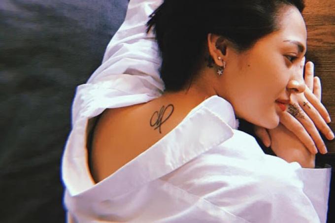 Bảo Anh và bạn trai tin đồn có chung gu xăm trổ cực cá tính-8