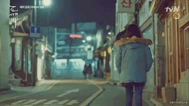 Nhờ xem livestream Jungkook (BTS), fan girl thoát nguy cơ bị tấn công-3