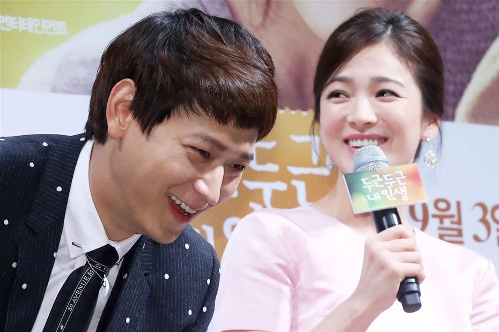 Tất cả sao nam làm việc với Song Hye Kyo đều khen cô một điểm-1