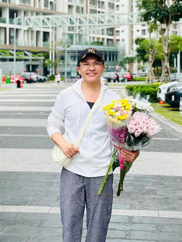 Showbiz Việt ngày 3/2: Hồ Quang Hiếu khó chịu khi bị gọi là cô-4