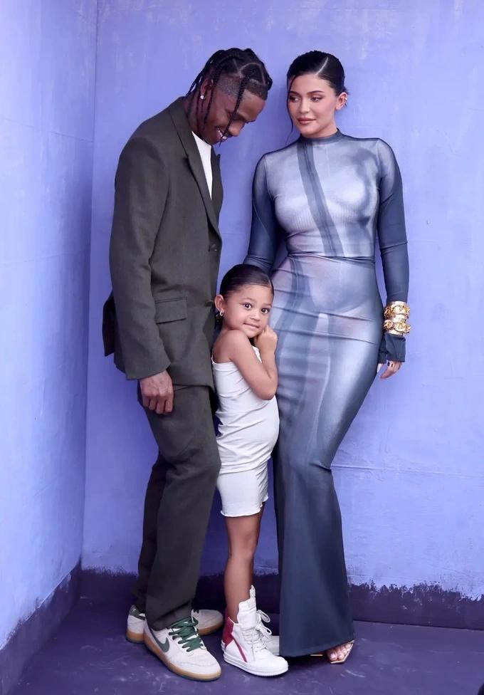 Rapper gây phẫn nộ vì bữa tiệc giống đêm nhạc giẫm đạp thảm họa-1