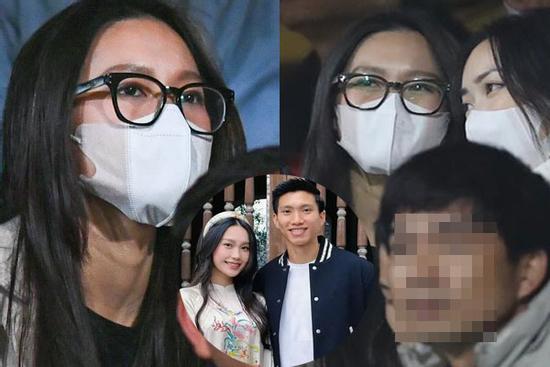 Giật mình nhan sắc bồ Văn Hậu qua ảnh chụp lén cam thường