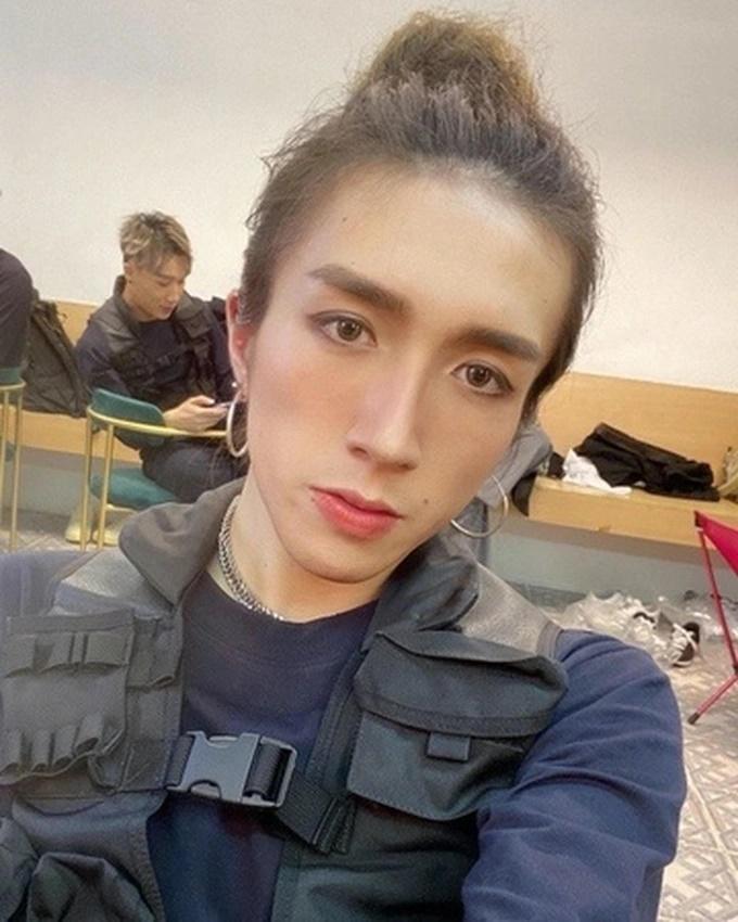 Diễn biến mới vụ rơi màn hình 600kg khiến Lý Khải Ngôn bị liệt-3