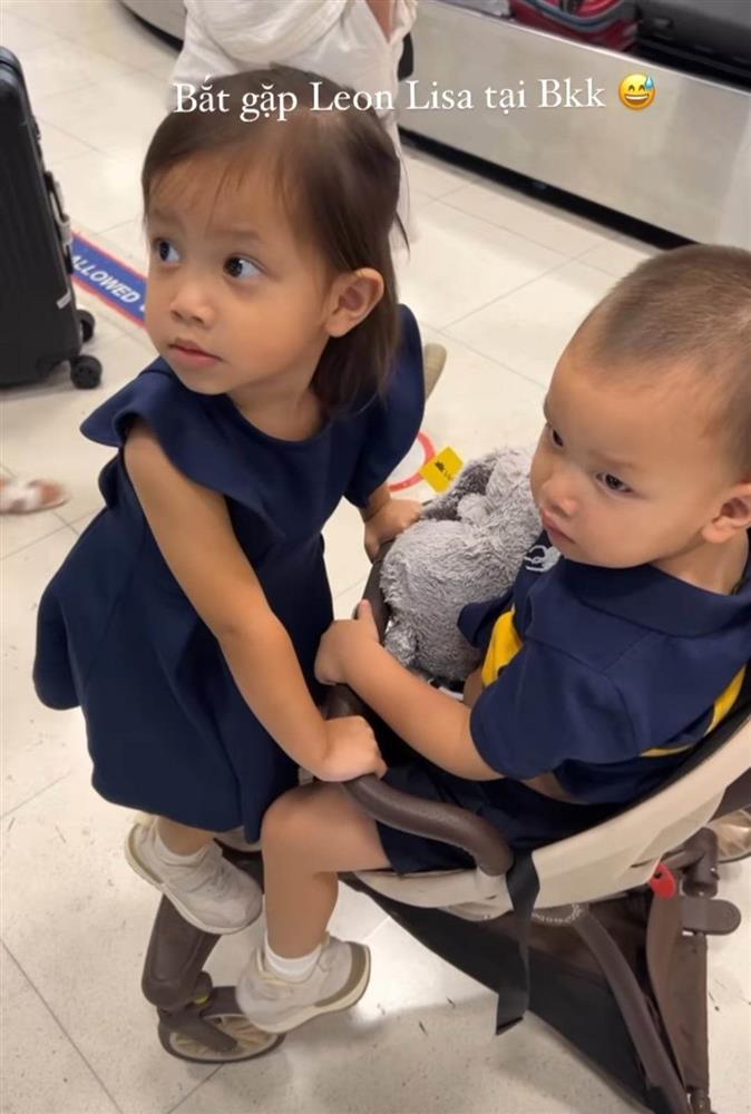 Lisa cực xinh khi bị quay lén, tưởng Hồ Ngọc Hà thứ hai-2