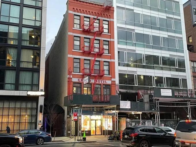 Khách sạn bị đánh giá tệ nhất giá 2 triệu đồng, bước vào hết hồn-1