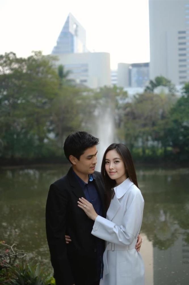 Chuyện tình hoa hậu chuyển giới Nong Poy với bạn trai doanh nhân-3