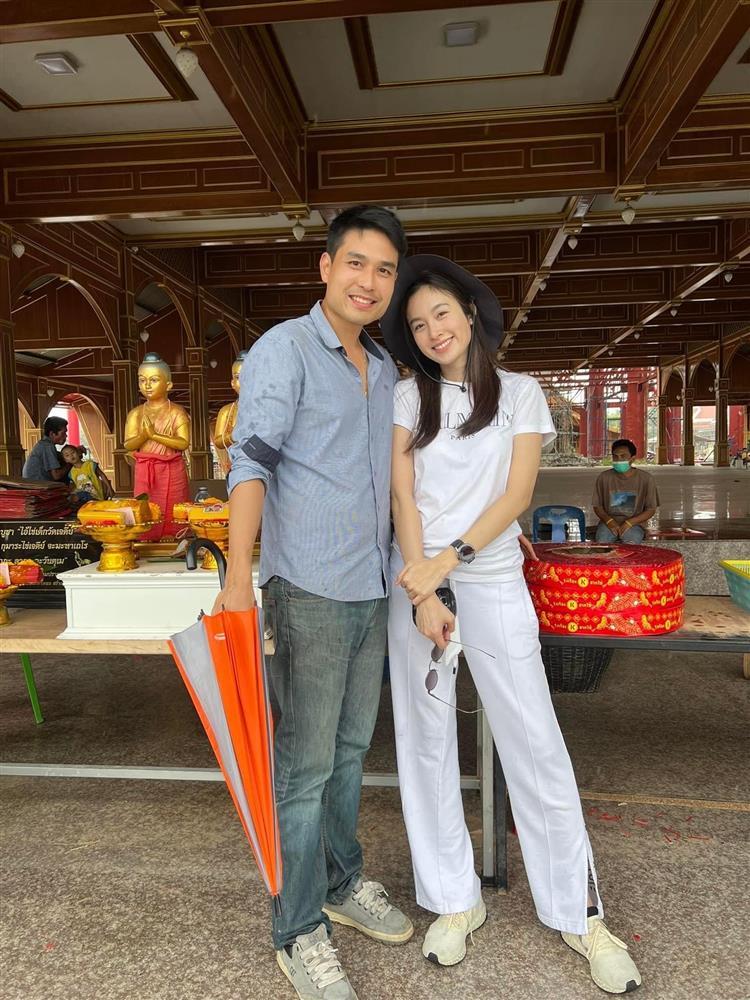 Chuyện tình hoa hậu chuyển giới Nong Poy với bạn trai doanh nhân-8